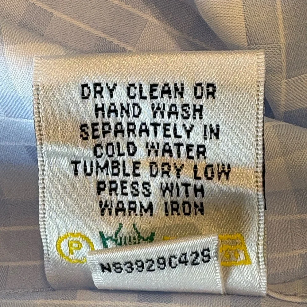 Bugatchi NWOT Shaped Fit Blue & White Stripes Short Sleeves Button Down Shirt L - Picture 9 of 9